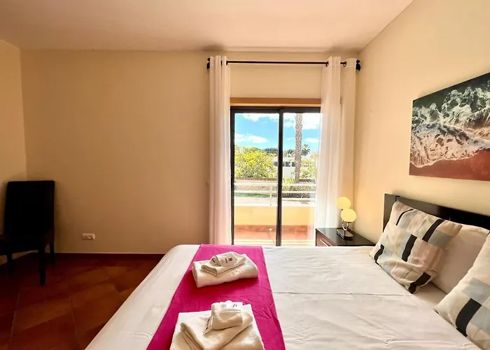 Apartment Experience With Pool By Homing *