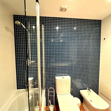 아파트 Experience With Pool By Homing
